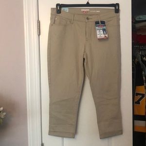 Khaki capris